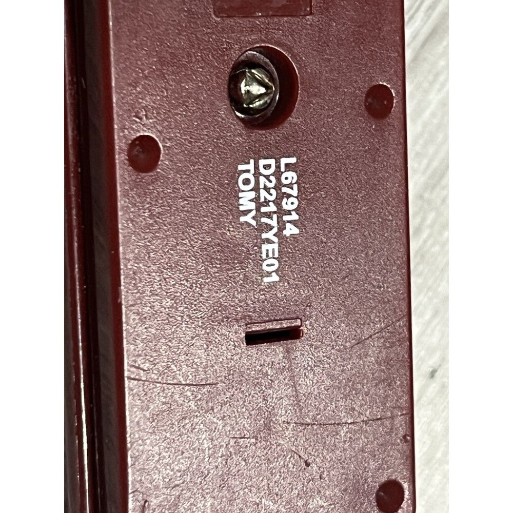 Nintendo Famicom Controller Keychain - Picture 3 of 4